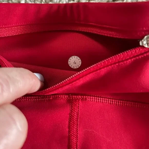 Lululemon fast and free high rise 19” capri size 4. Perfect condition! - Picture 3 of 5